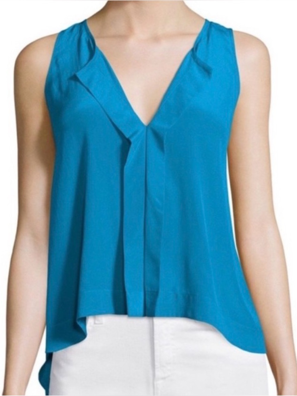 Alice + Olivia Blue Sleeveless Cashmere Blouse – Chic and Versatile